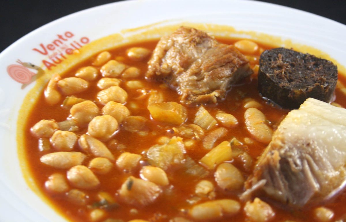 Berza con pringá en Cádiz. Venta Aurelio Restaurante entre Chipiona y Sanlúcar de Barrameda.