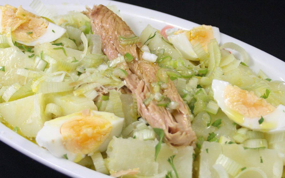 Papas aliñadas de Cádiz. Venta Aurelio Restaurante entre Chipiona y Sanlúcar de Barrameda.